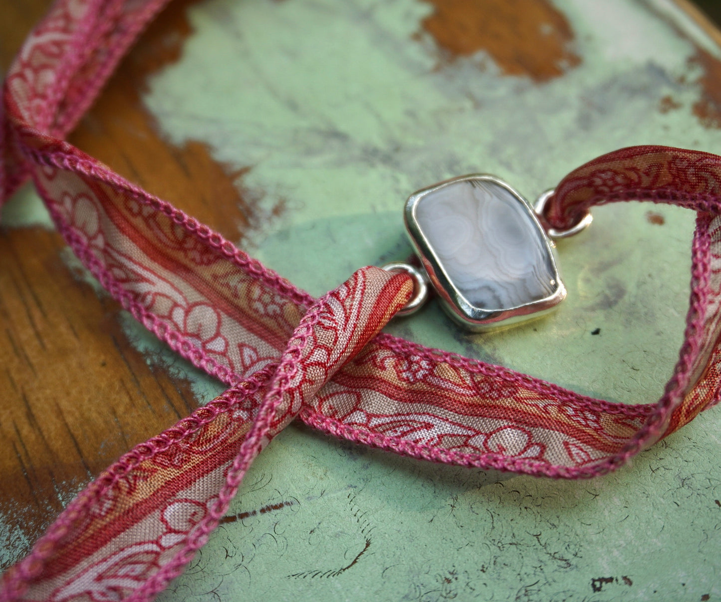 Montana Agate Boundless Wrap