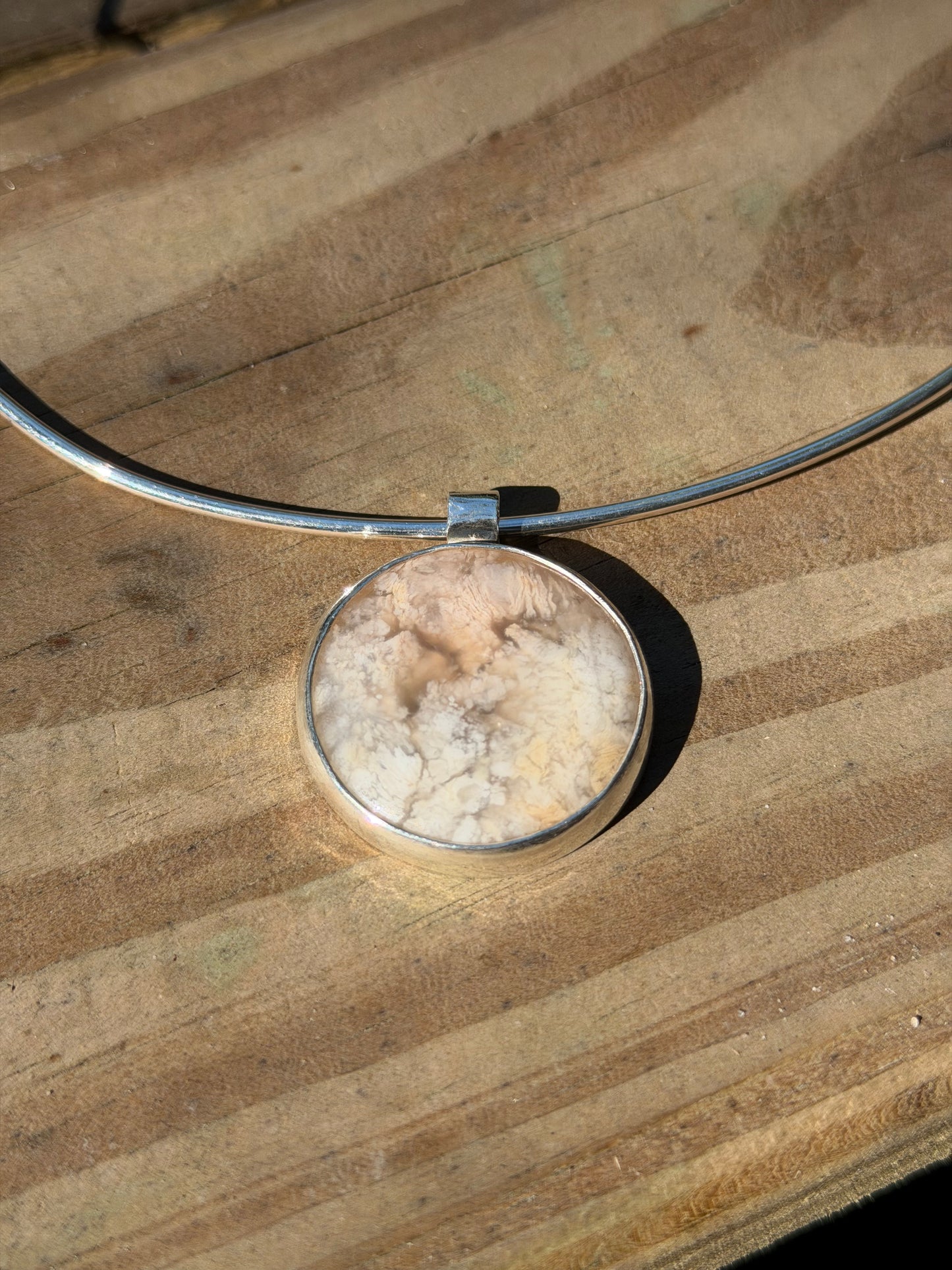 Agate Collar Necklace