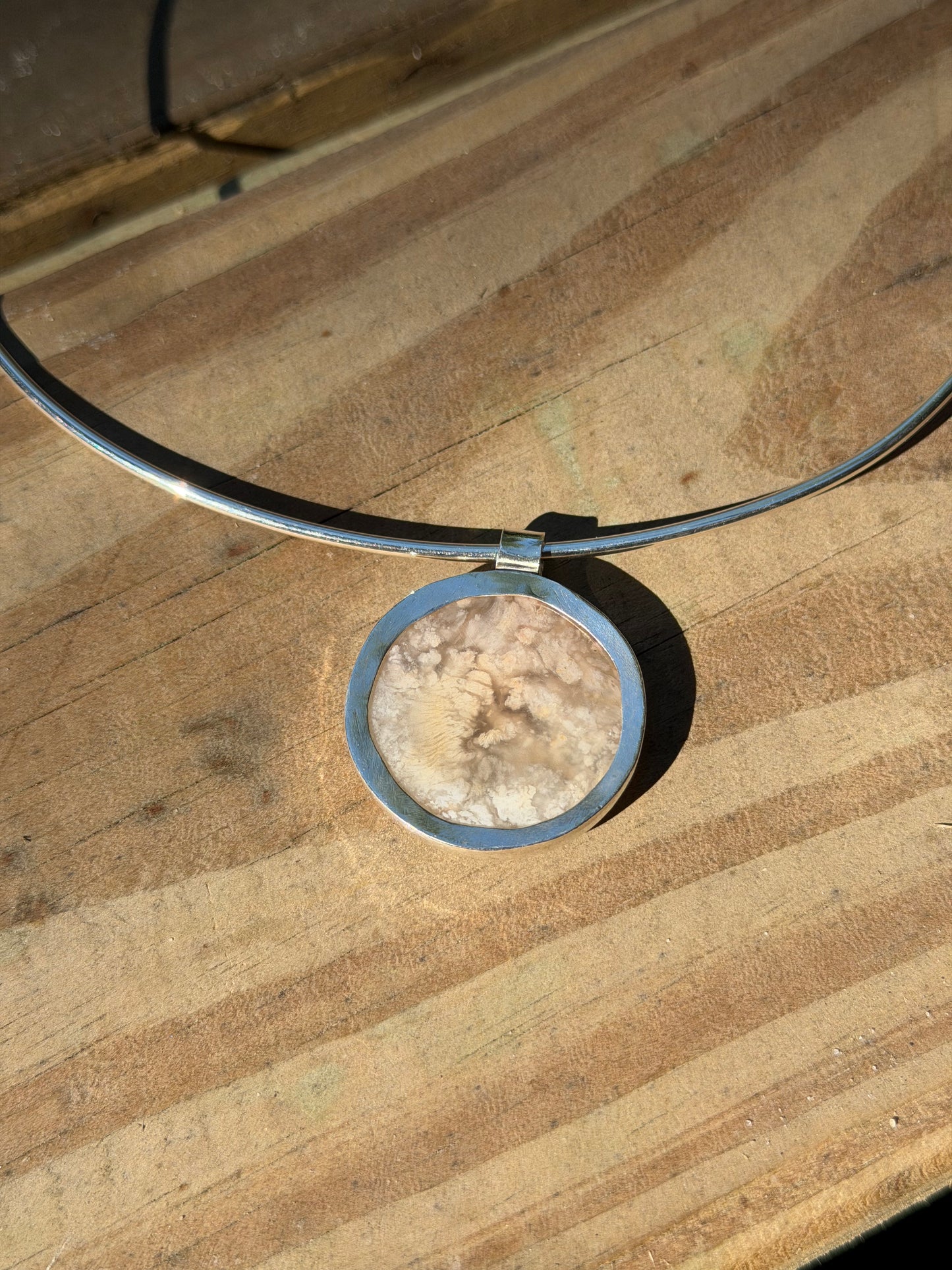Agate Collar Necklace