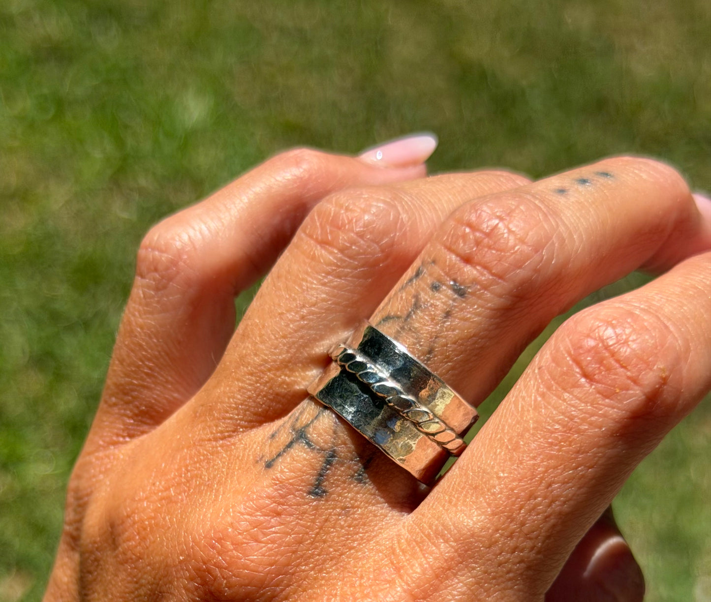 Hammered Chunky Ring (Size 7-8)