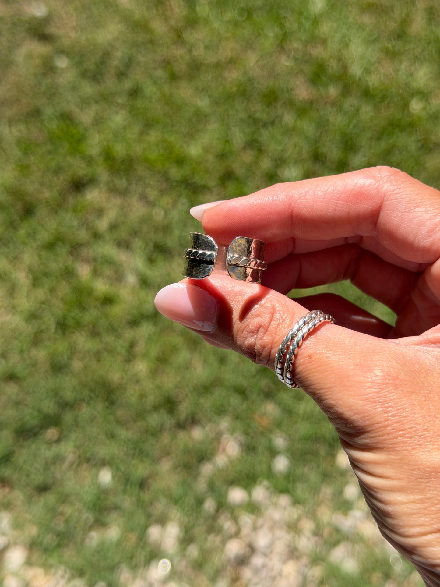 Hammered Chunky Ring (Size 7-8)